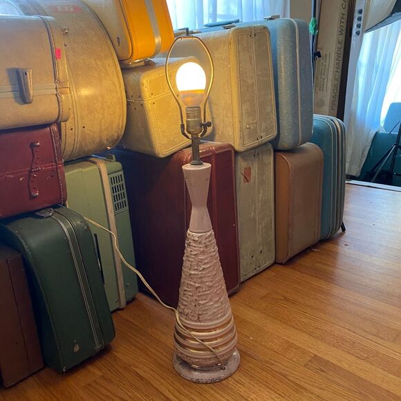 Vintage MCM Taper Tabletop Lamp Pink Gold Texture Atomic Ceramic 3 Setting WORKS - Picture 5 of 10